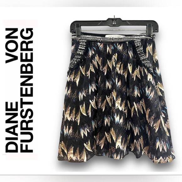 DIANE VON FURSTENBERG Silk black & taupe print skirt lace trim pockets SZ 2 - Picture 1 of 12